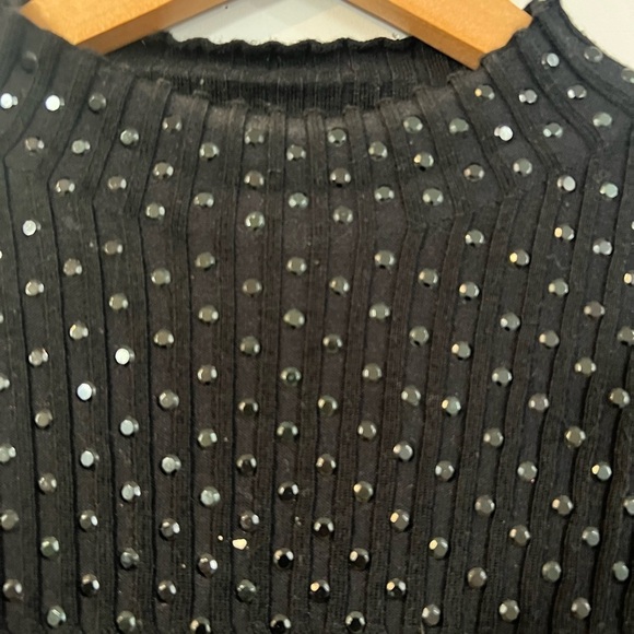Leo & Ugo Black Ribbed Pleated Sleeve Sweater Size 4 Embellished XL - Picture 3 of 5
